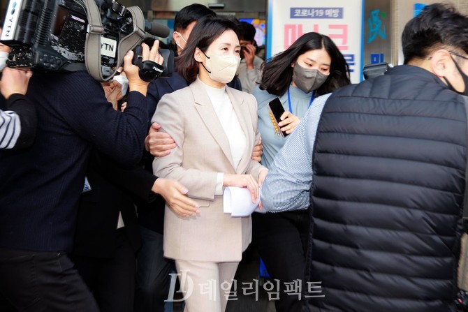 이재명 더불어민주당 대선 후보의 부인 김혜경 씨. 사진. 구혜정 기자