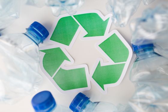 세계적으로 플라스틱 문제가 심각해지면서 국내 건설사들도 폐플라스틱 재활용 사업을 확장하고 있다.  사진. 데일리임팩트 DB