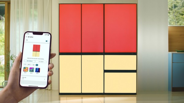 LG 씽큐 앱에서 선택한 테마 색상이 LG 디오스 오브제컬렉션 무드업에 적용된 모습. 사진. LG전자.