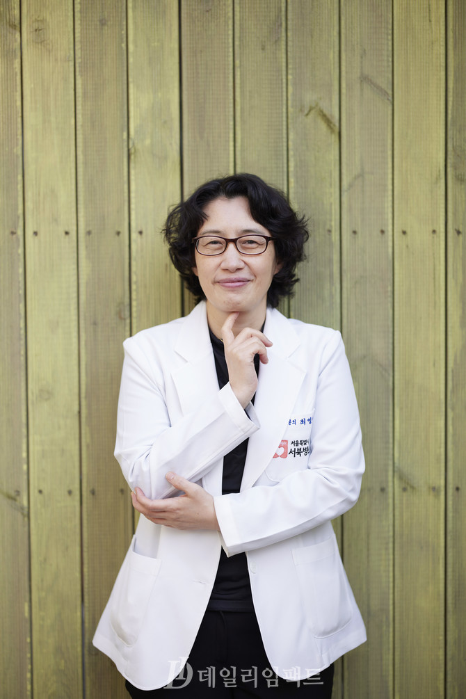 최영아 서울시립서북병원  진료협력센터장, 내과전문의. 사진 구혜정 기자