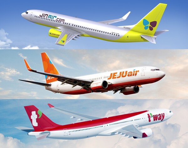 국내 저비용항공사 상위 3개 업체 항공기 이미지. (위부터) 진에어, 제주항공, 티웨이항공. 순서는 작년 실적 및 탑승객 순위와 관계 없음.